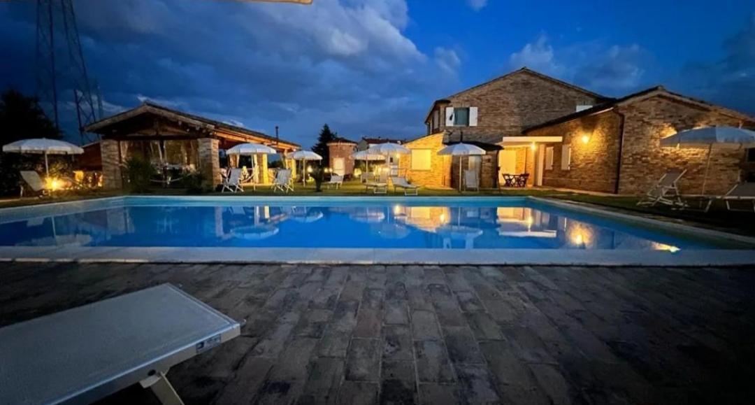 Casale Papa Country Village Лорето Экстерьер фото