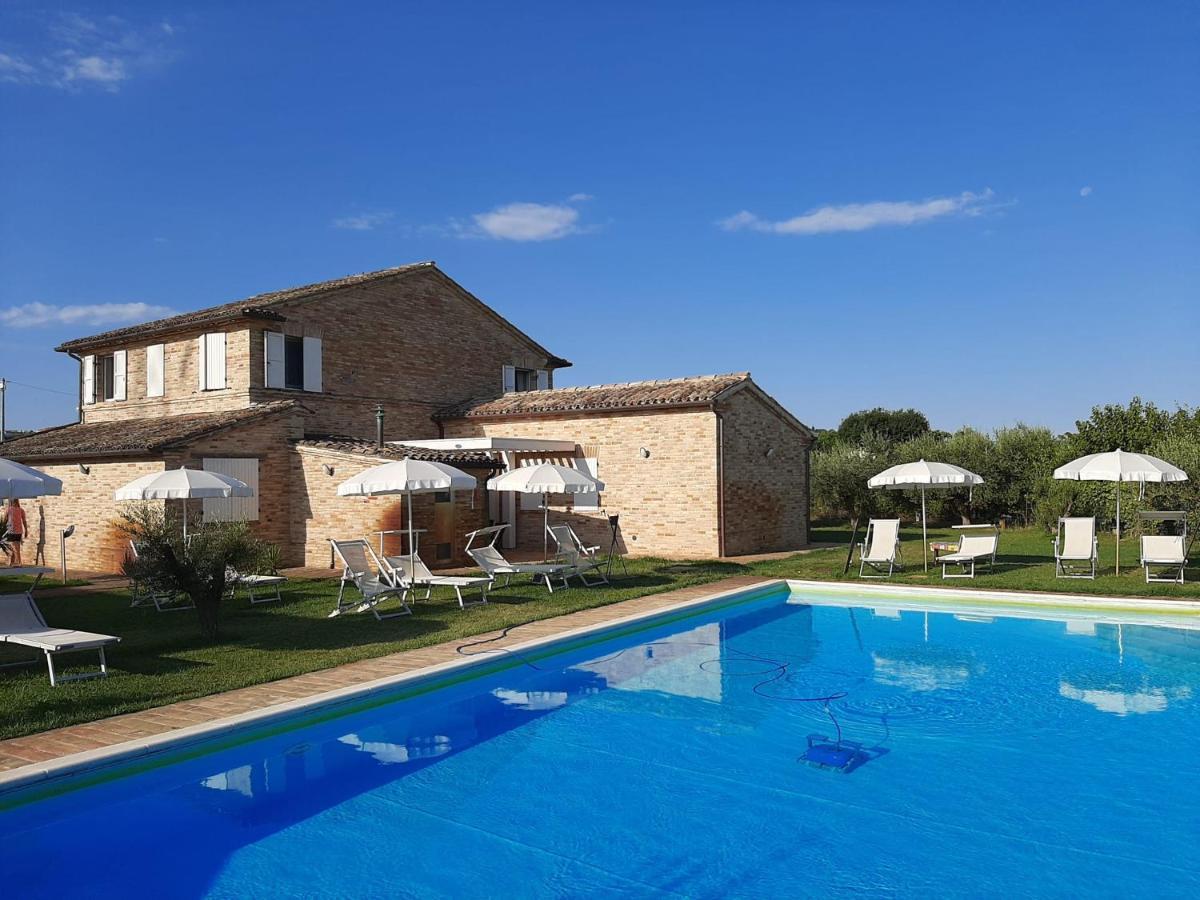 Casale Papa Country Village Лорето Экстерьер фото