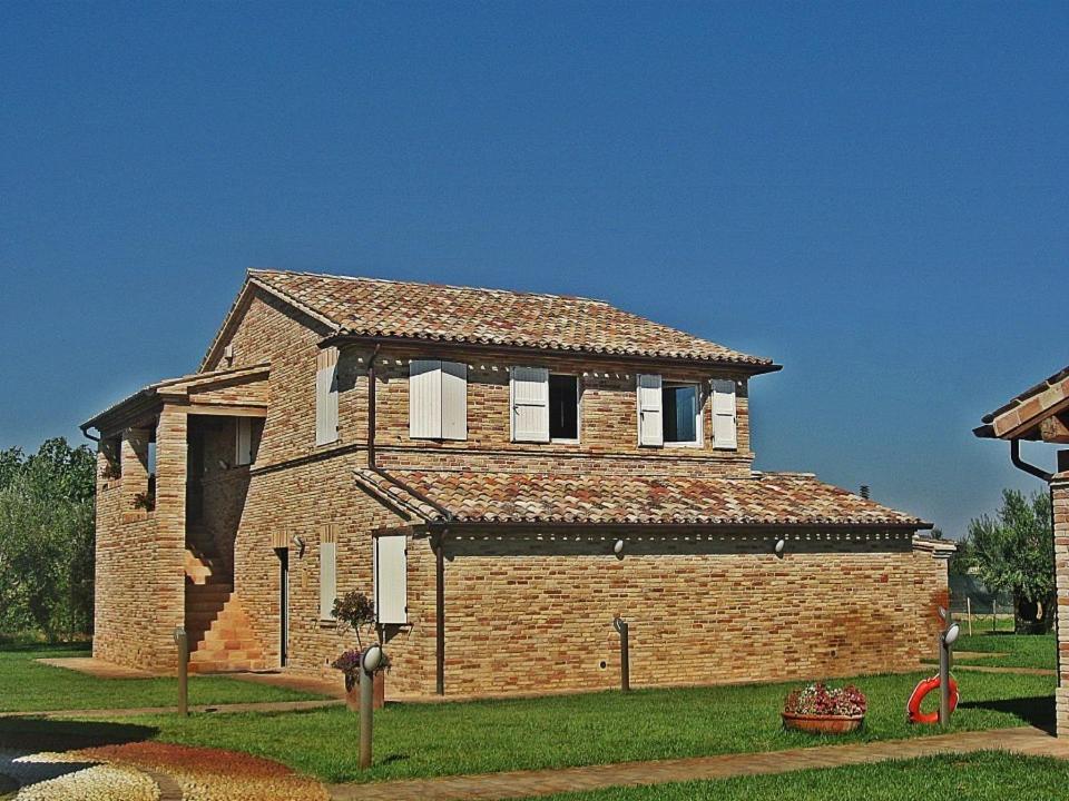 Casale Papa Country Village Лорето Экстерьер фото