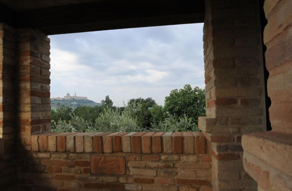 Casale Papa Country Village Лорето Экстерьер фото
