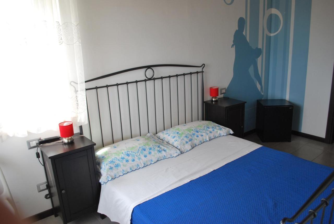Casale Papa Country Village Лорето Экстерьер фото